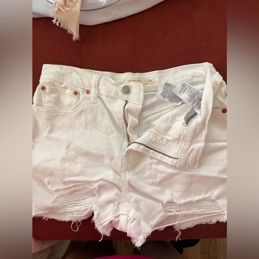 Levi shorts